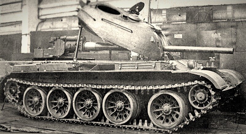 Курилы: советский взвод танковых башен Т-54 