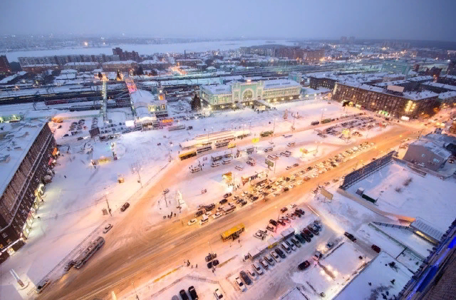 Вокзал Новосибирск-Главный и площадь Гарина-Михайловского