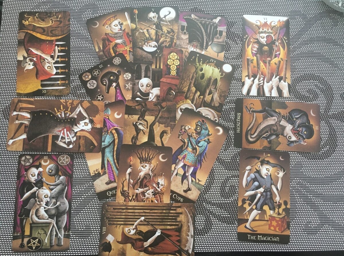 Расклад на отношения