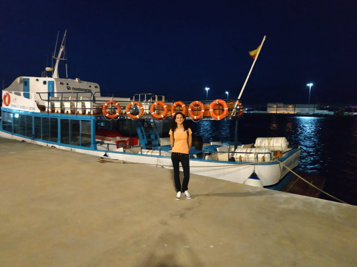 Ночной порт Дении.