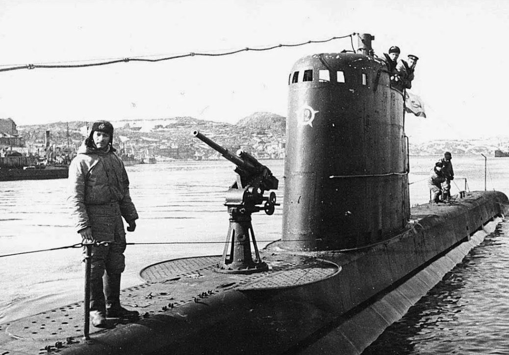 Подводная лодка "М-172". Фото из сайта bestlj.ru