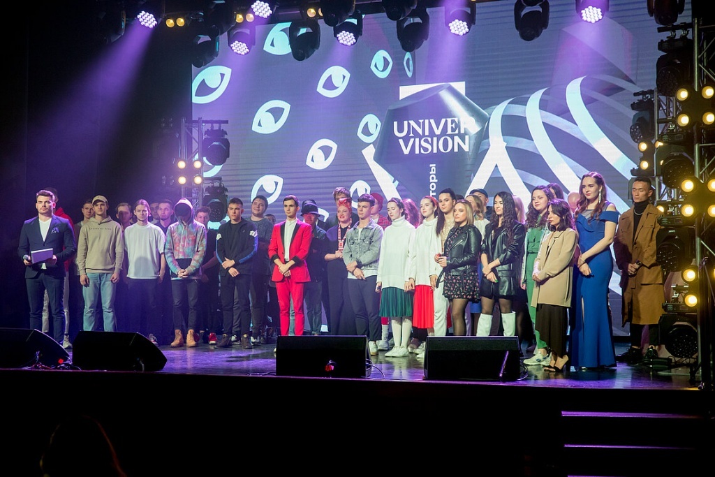 Тверские студенты спели на Сахалине