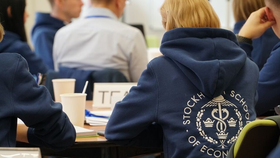 Слушатели открытых программ Стокгольмской Школы Экономики на занятиях