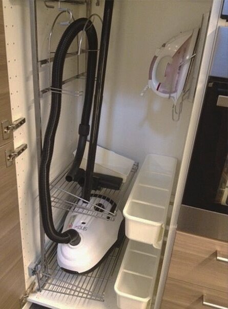 Это мой пылесос в моем шкафу)