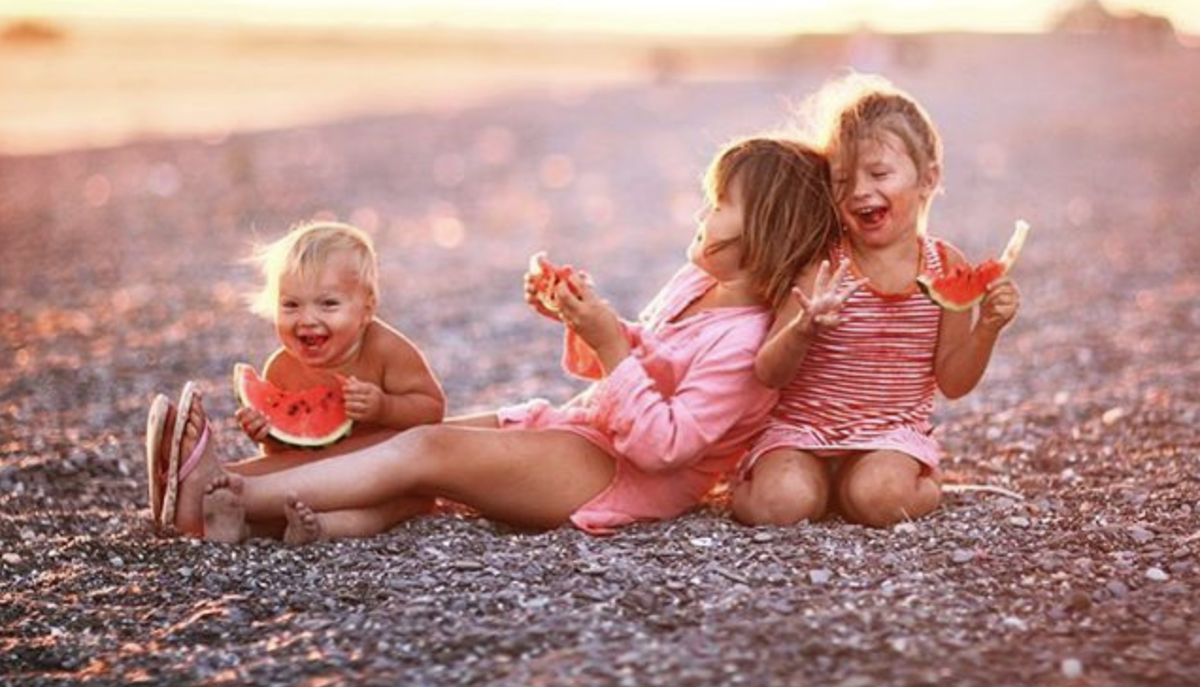 Слева третья почти в 2 