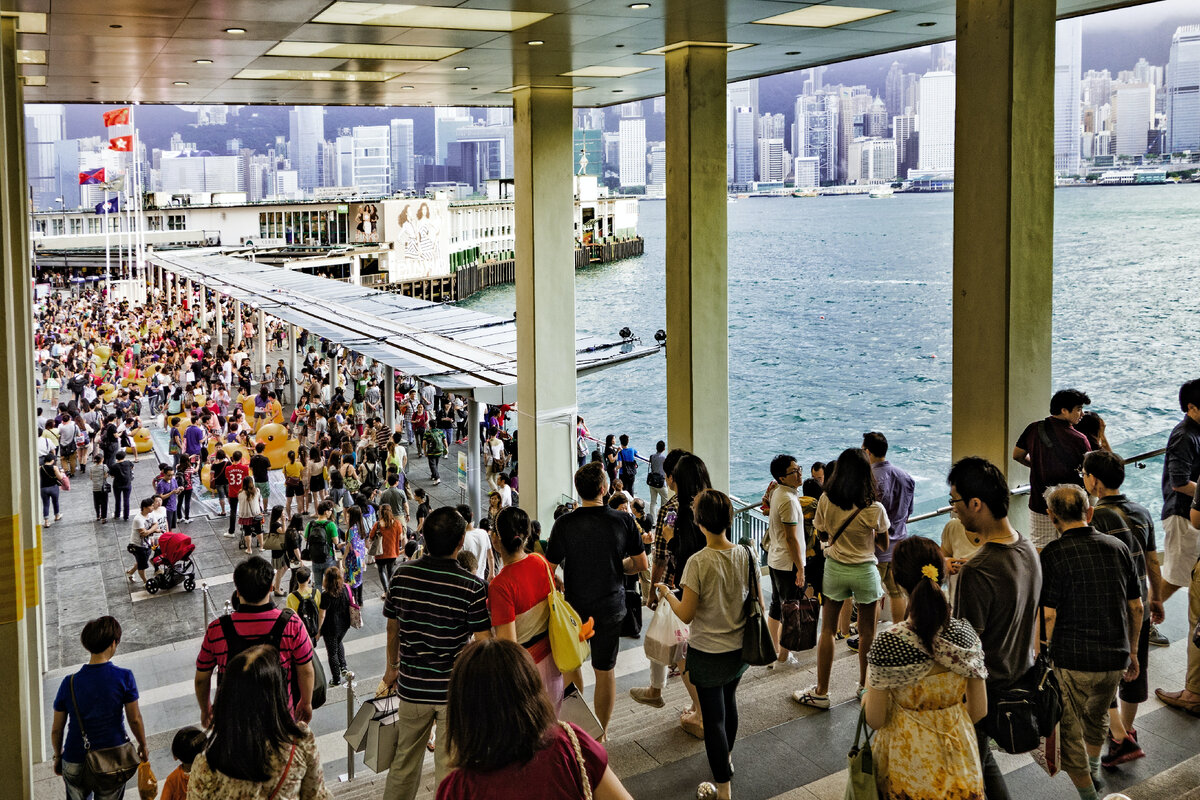ГРУППОВОЙ ФАВОРИТИЗМ - ОДИН ИЗ ВАЖНЕЙШИХ ЭФФЕКТОВ  В СОЦИАЛЬНОЙ ПСИХОЛОГИИ. Статья на канале "ПсихоБлогия" Яндекс.Дзен. Иллюстрация: Pexels