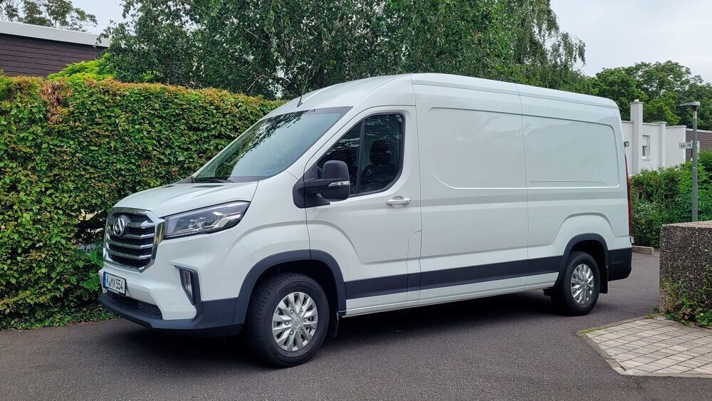 Maxus Delivery 9 в полной комплектации стоит 32 990 евро