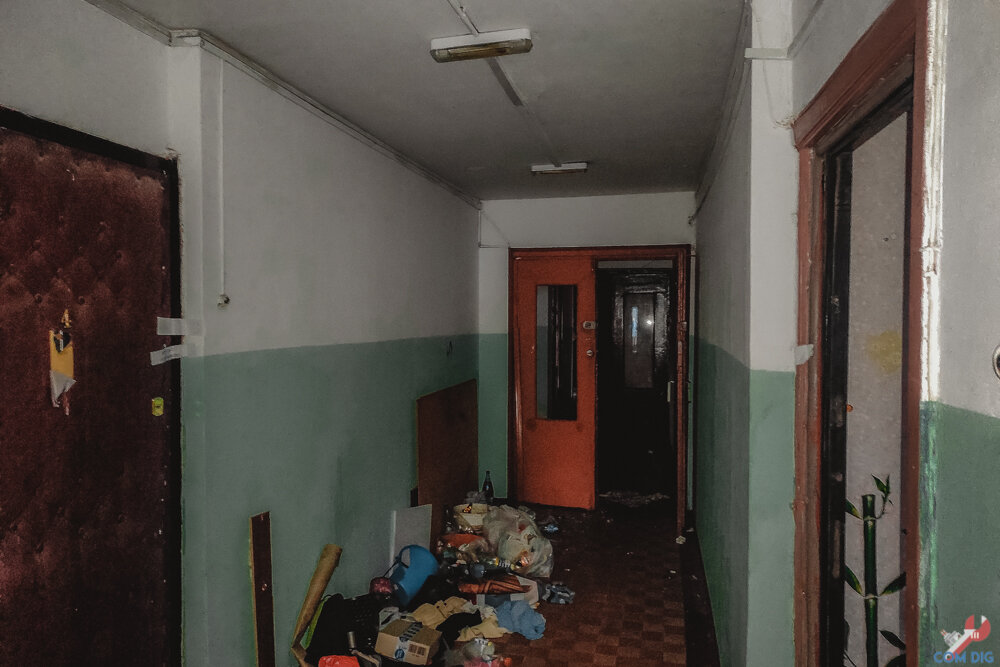 В Москве под снос идут даже девятиэтажные дома! Пробрался внутрь и ...