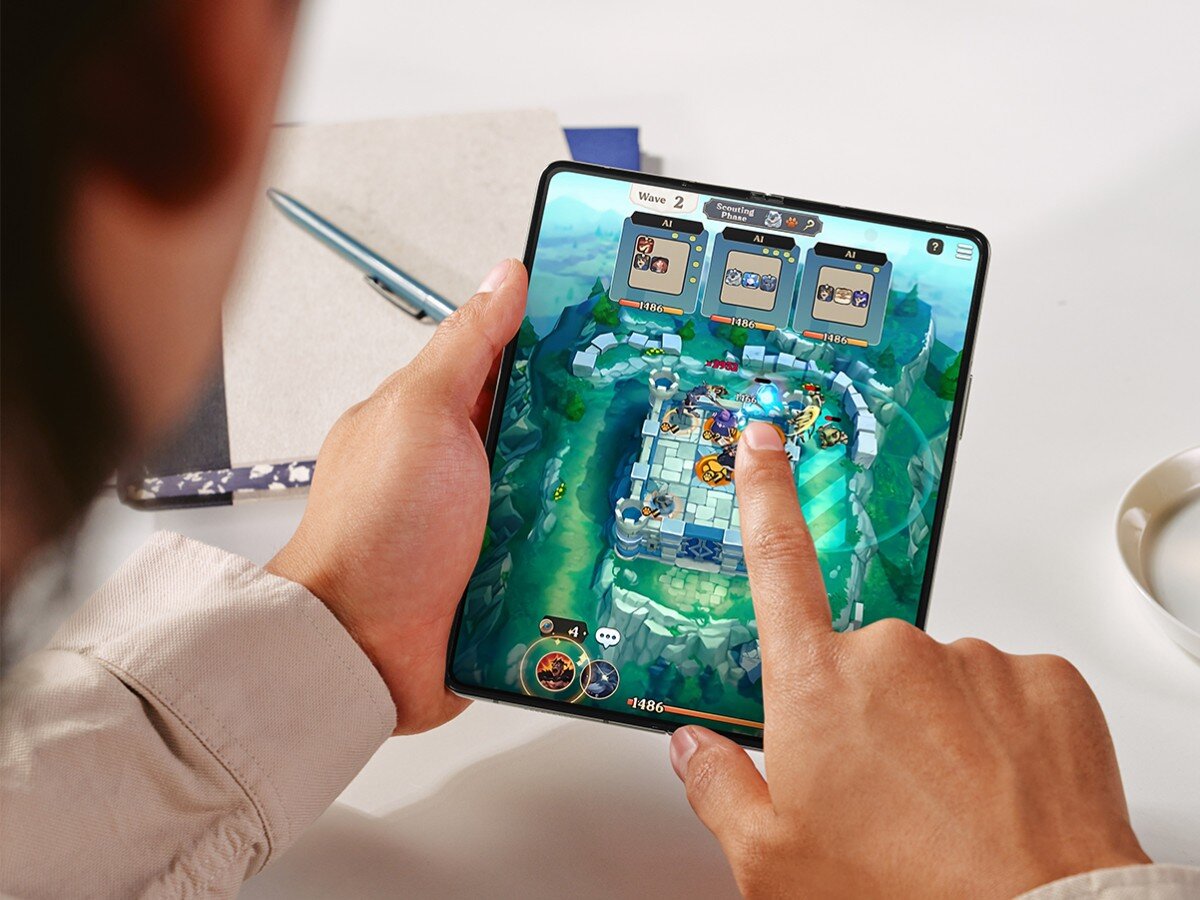    Samsung Galaxy Z Fold5 — самый компактный и лёгкий Fold в серии