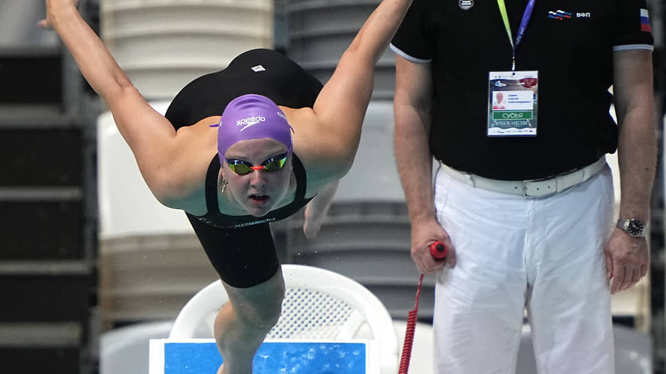 Диана Гомес swimming Breaststroke