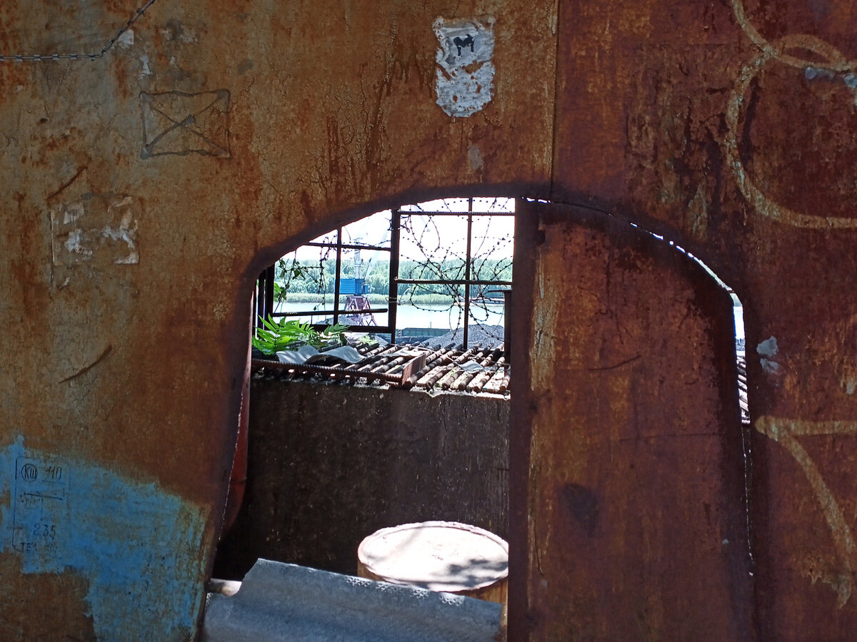 Недалеко от  порта.(Нахичевань)