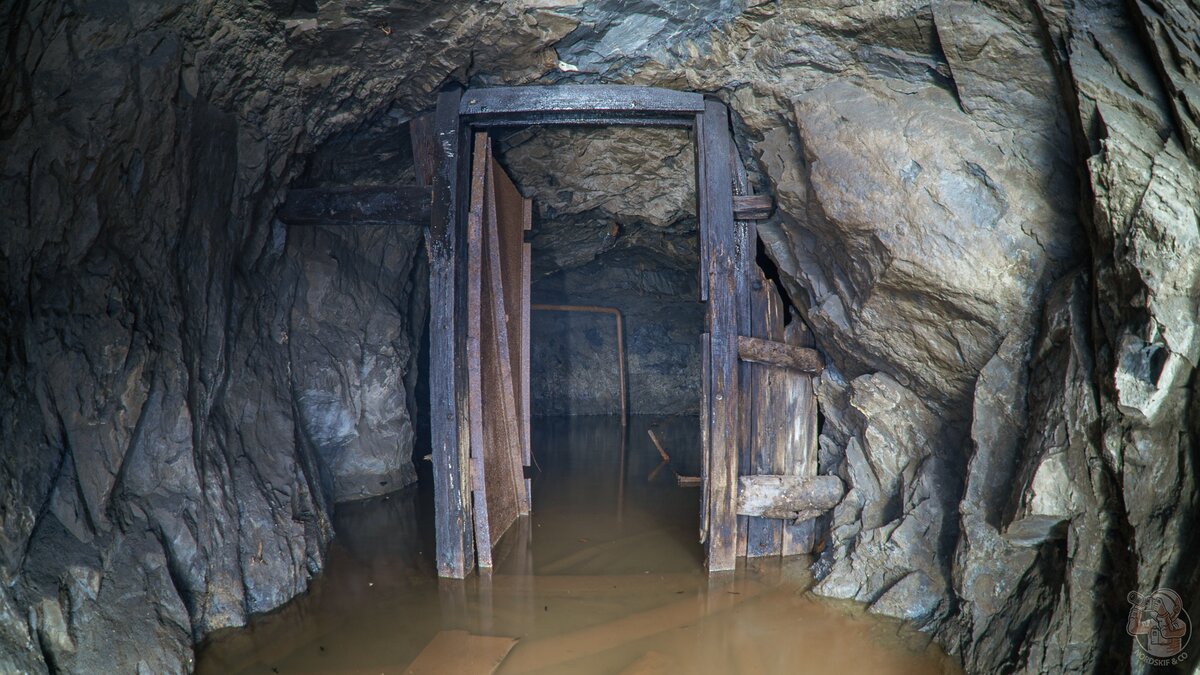 Байки шахтёров не врали! — тайны заброшенного рудника «2-й Советский»