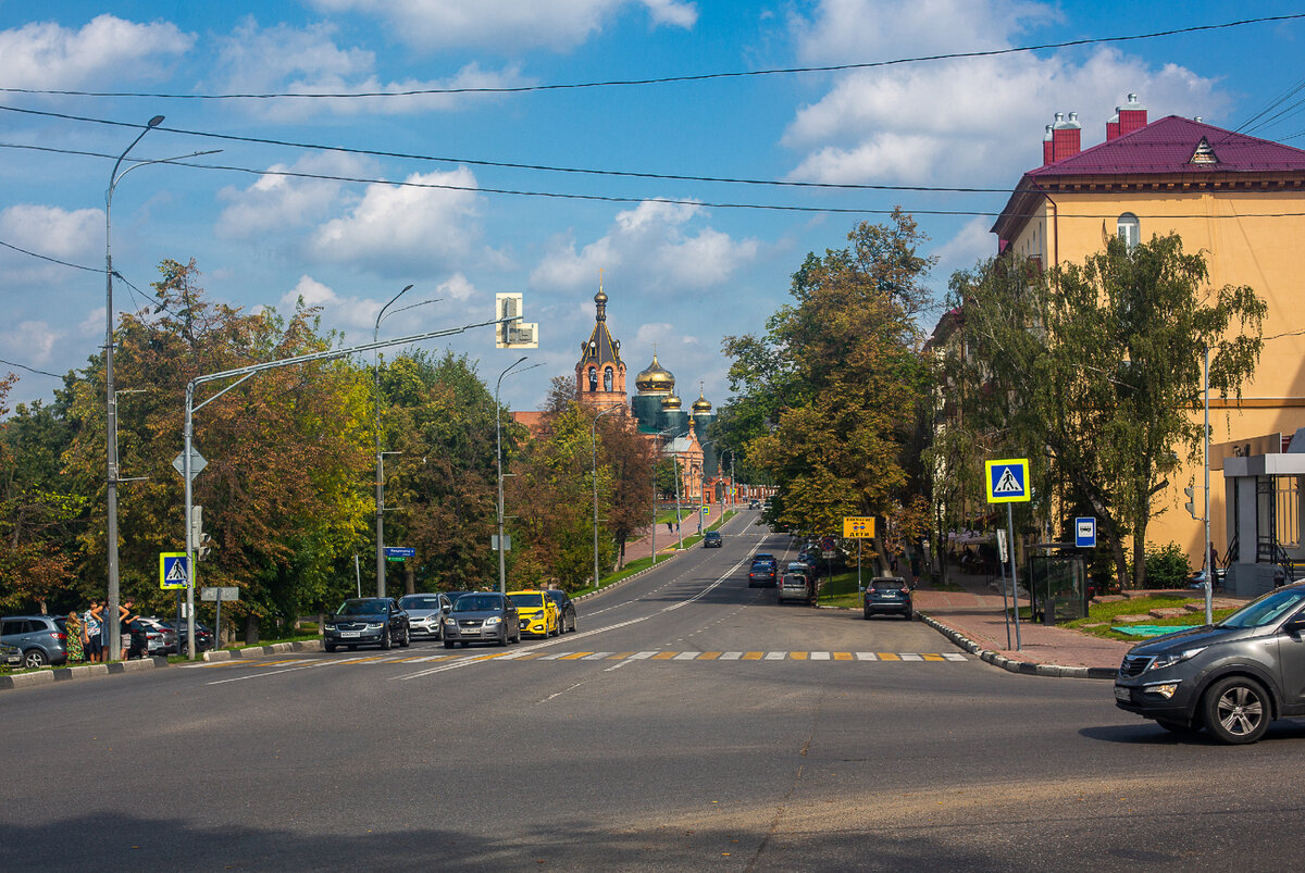 Открываем Подмосковье: город Раменское - модель Солнечной системы, яркие  дома, городские скульптуры, куранты, старая фабрика и не только |  Уникальная Россия | Дзен