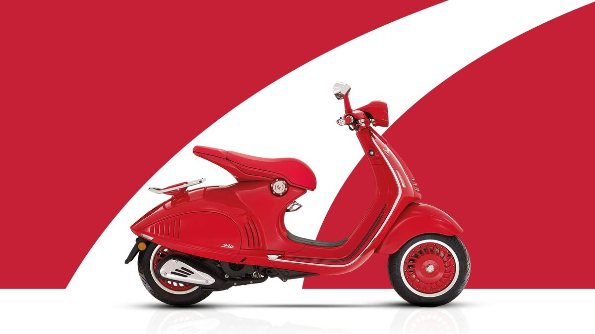 Рекламный баннер компании Vespa