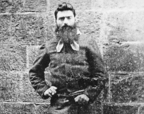 Нед Келли (источник фото - pikabu.ru)