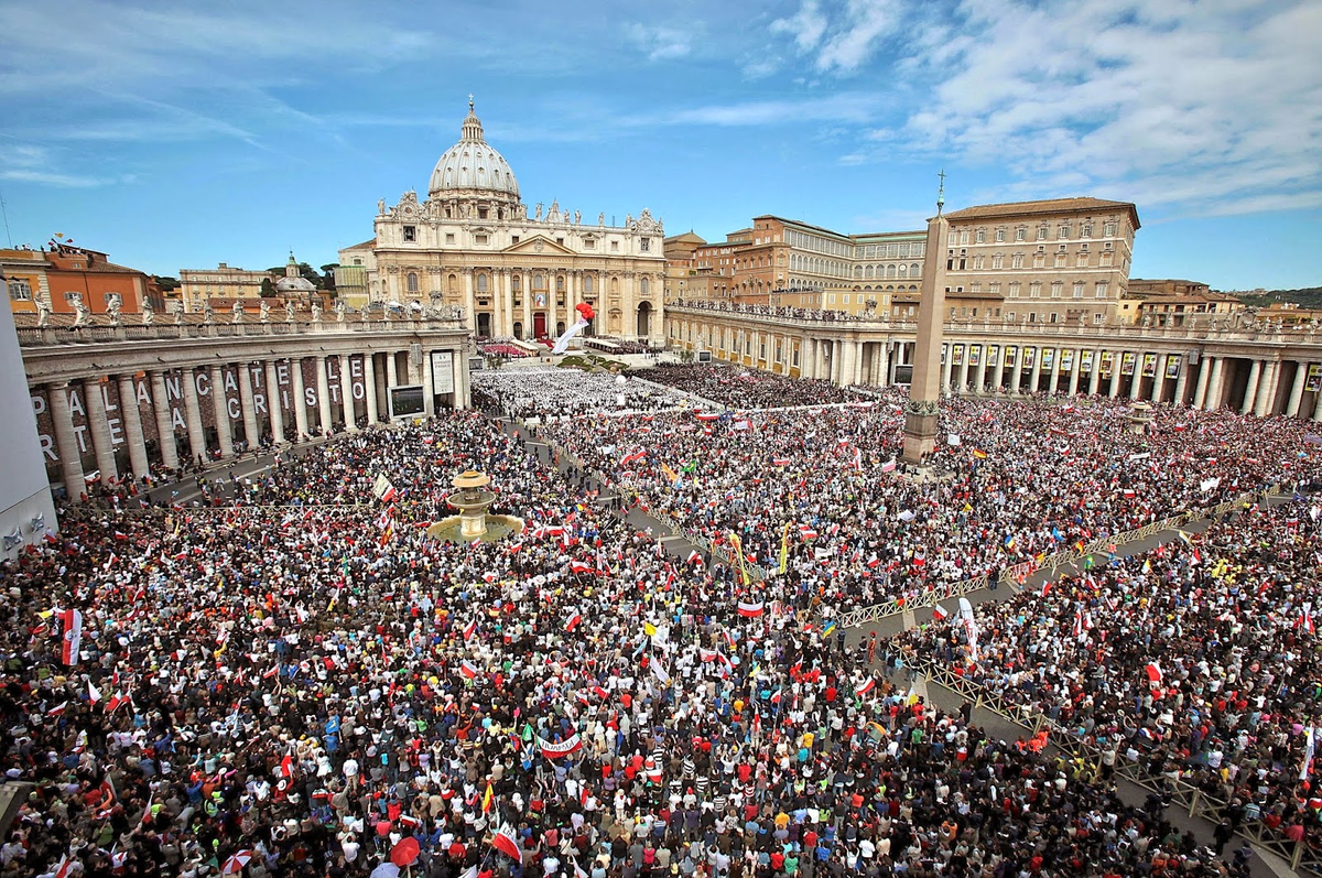 Ватикан население. Ватикан прогулка. Ватикан люди. Жители Ватикана. Человек живущий в риме