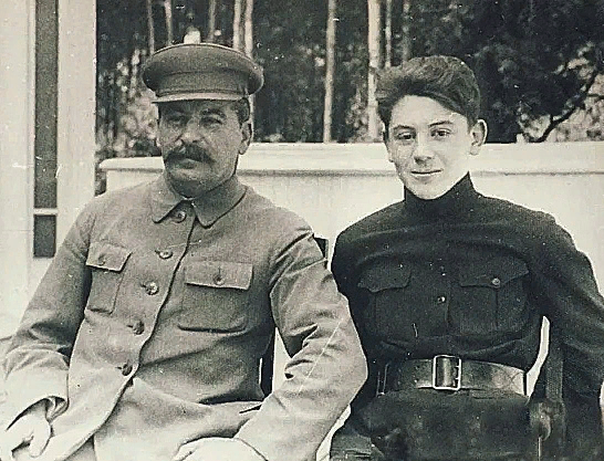 Сын Сталина попал в плен, пленник , война с фашистами 