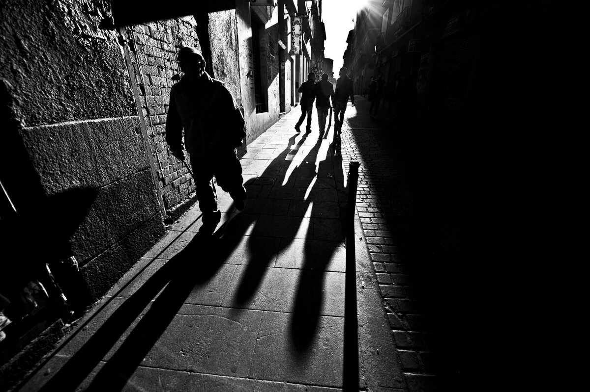 Источник: https://www.cooph.com/magazine/features/visual-qa/detail/article/visual-qa-christian-luna.html