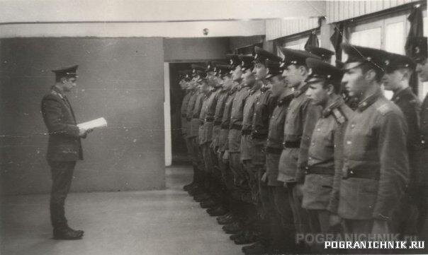 Боевой расчет на пограничной заставе. Фото - pogranichnik.ru