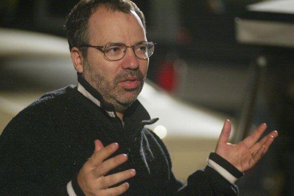 Джонотан Мостоу- режиссер. Источник Яндекс.Картинки