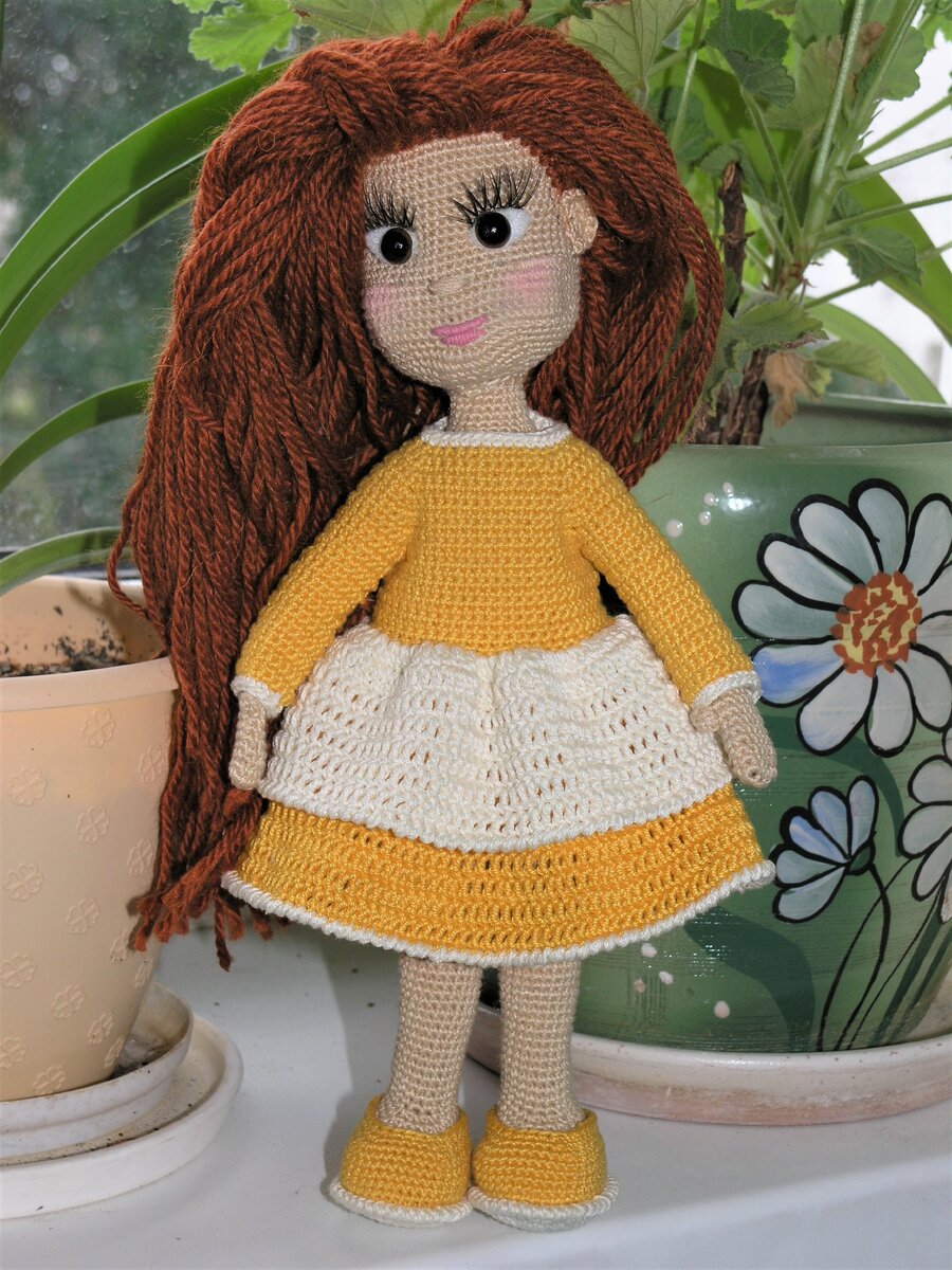 Кукла связана по мастер-классу Татьяны Мещеряковой "Единорожка"