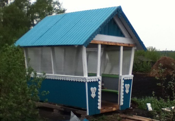 Беседка, построенная мной в школьные годы