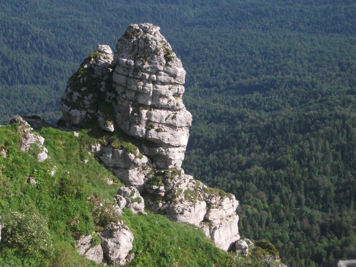 Гора Черногор Апшеронский район
