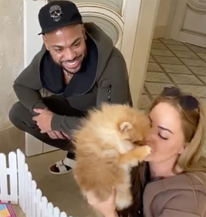 Юлия и Мондезир познакомились со своим питомцем