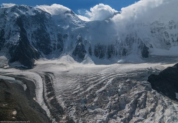 Вертолетная экскурсия на Белуху
Фото: Павел Филатов.