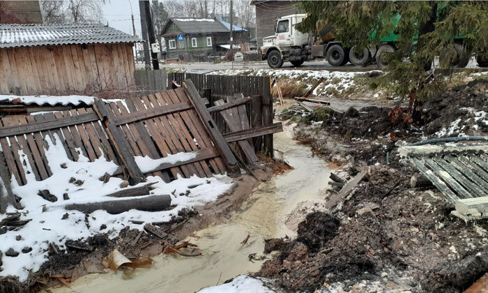 Пробурили скважину – получили самоизлив воды