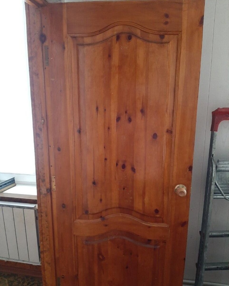 Старая деревянная дверь