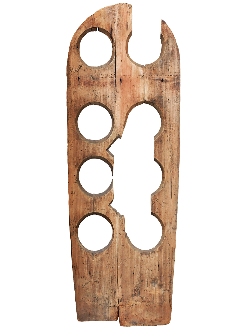 Оконница из церкви Спаса на Нередице, 100×33 см, дерево. Новгород, XII век. Государственный исторический музей, Москва