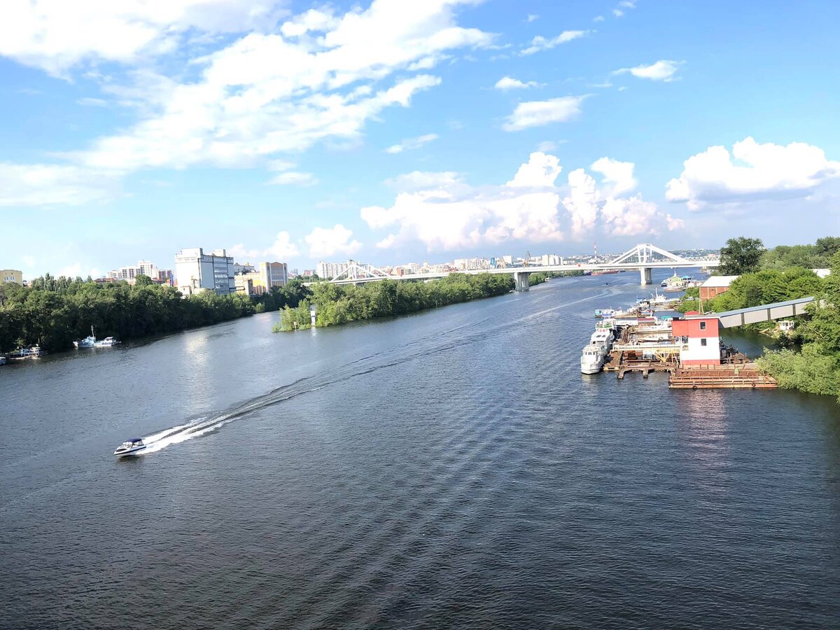 река сестра под каналом имени москвы