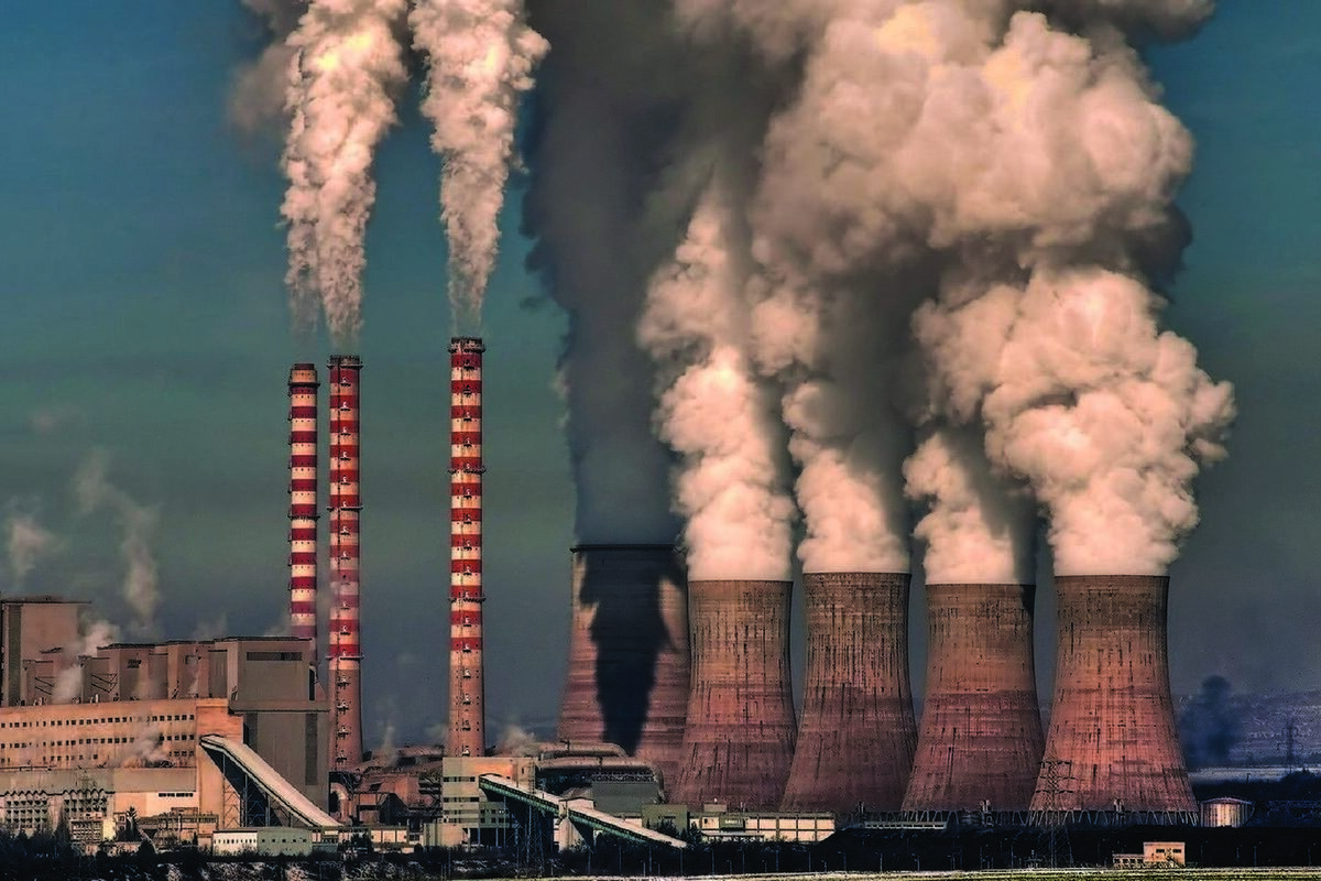 Химическая промышленность загрязняет. Загрязнение воздуха. Загрязнение окружающей среды. Загрязнение окружающий среды. Заводы загрязняющие окружающую среду.