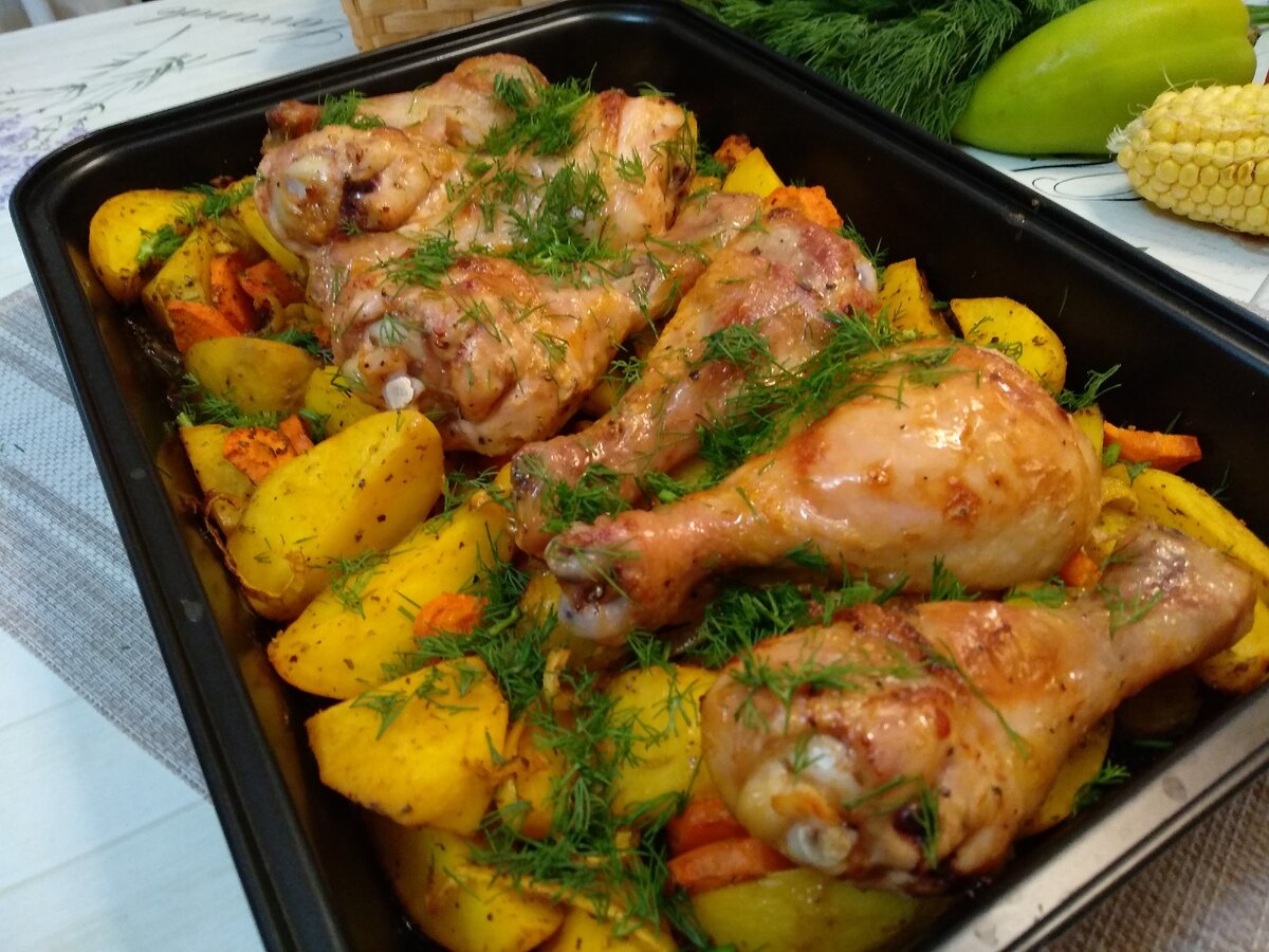 Куриные голени с картошкой в духовке