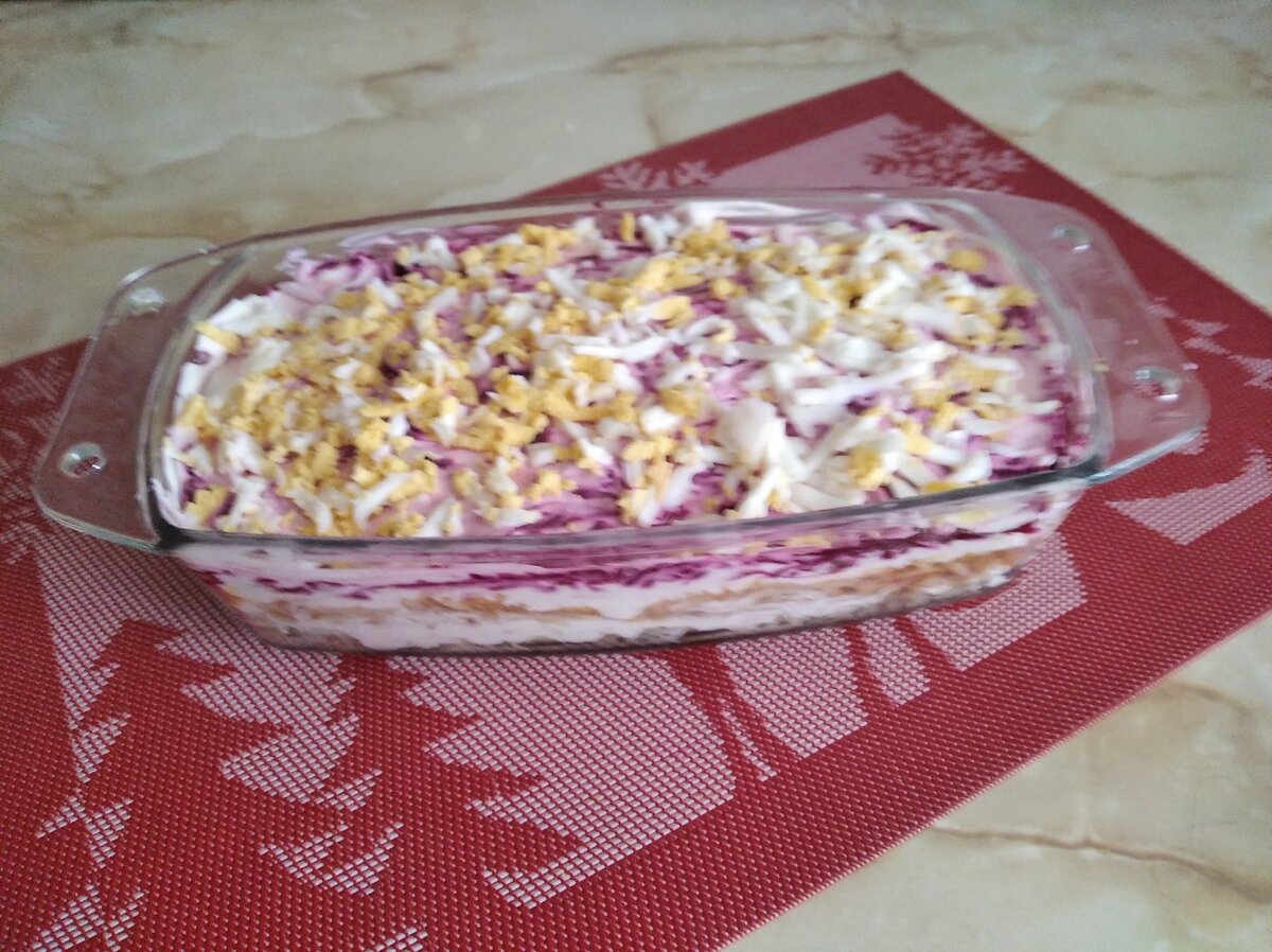 Готовое блюдо убрать в холодильник на 10-12 часов.