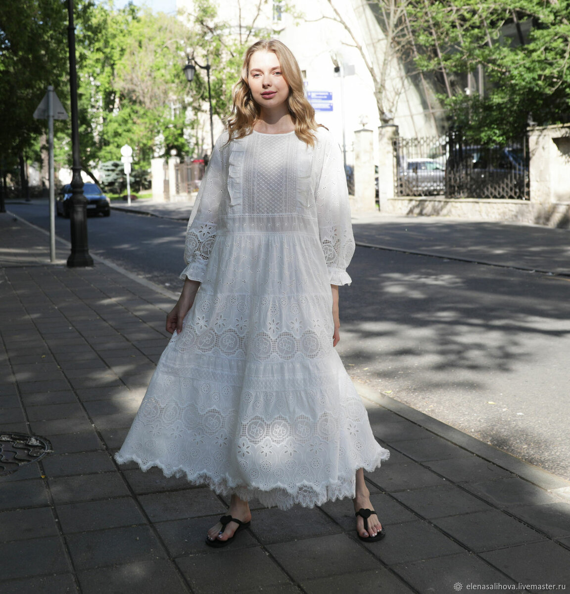 Платье дизайнера Елены Салиховой (фото из магазина Елены на ЯМ)