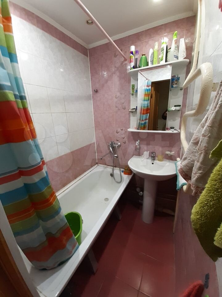 Это наша ванная при прошлых хозяевах