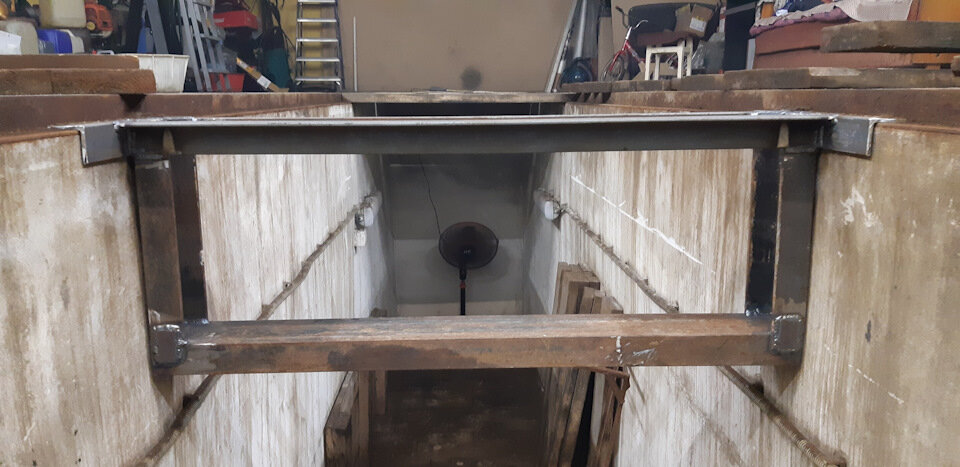 Пневматический подъемник на яму грузоподъемностью 3000 кг