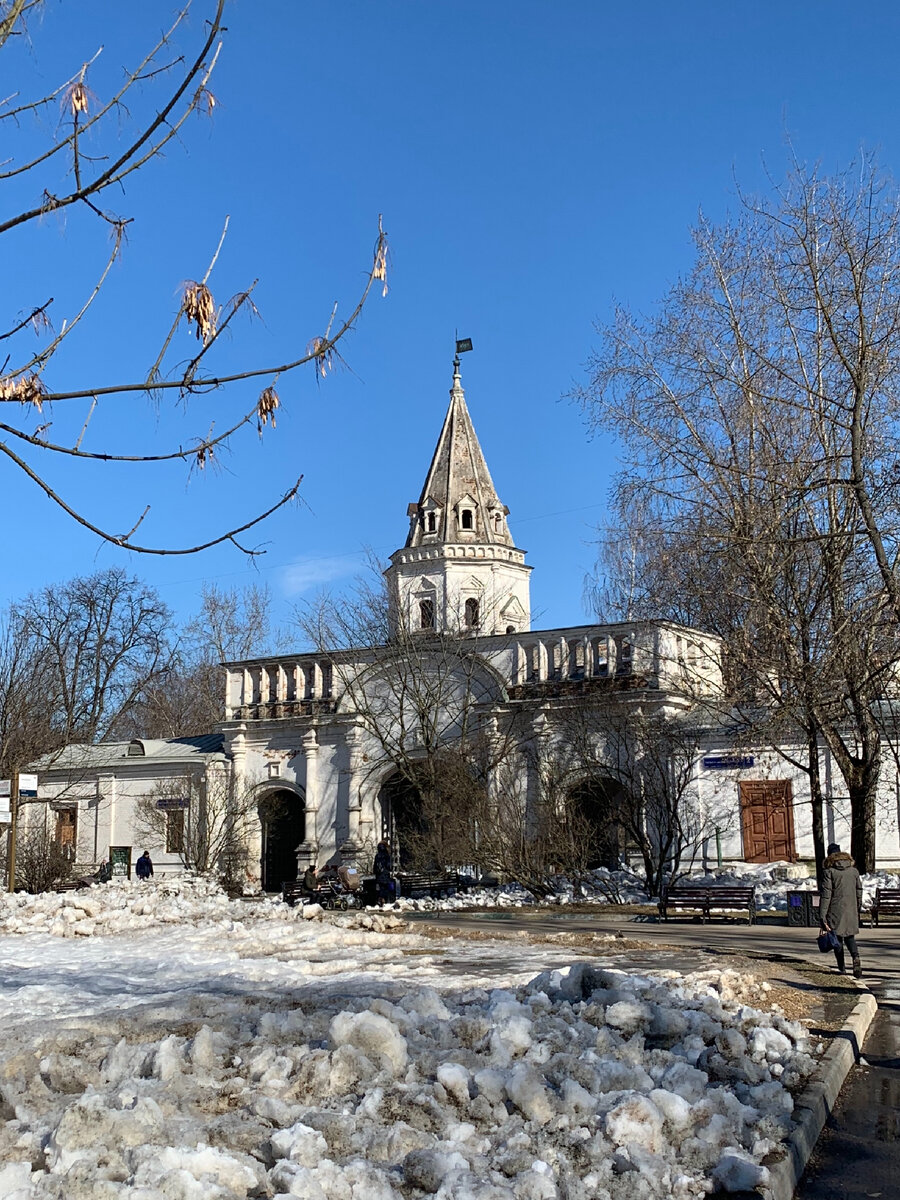 Парадные ворота в Измайлово 
