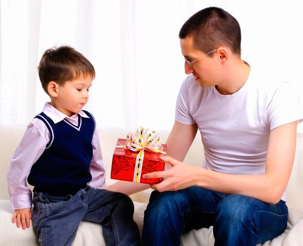 Какие подарки детям нужны действительно?