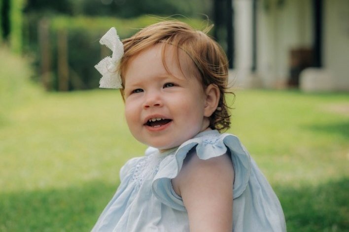     Как Елизавета II восприняла решение Меган Маркл назвать дочь Лилибет