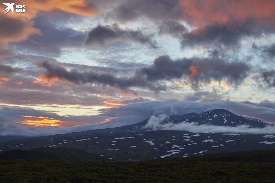     Камчатка знаменита своими вулканами и горами. Кристина БЕЗБОРОДОВА