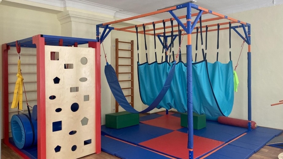     Краевая школа-интернат № 3 активно готовится к новому учебному году.