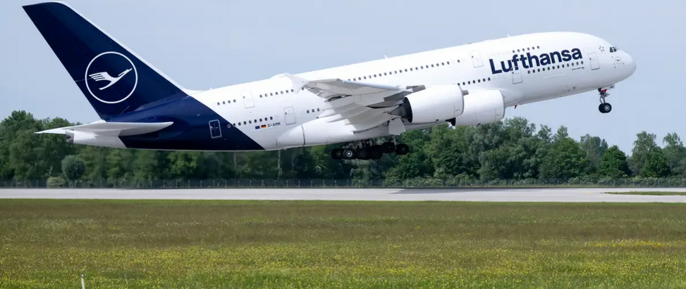 Мюнхен, 1 июня 2023. Первый после трехлетнего перерыва полет А380 авиакомпании Lufthansa в Бостон Фото: Sven Hoppe/dpa/picture alliance