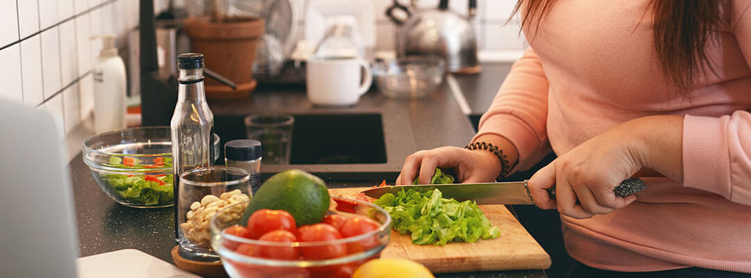 Может ли диета при инсулинорезистентном СПКЯ облегчить ваши симптомы?