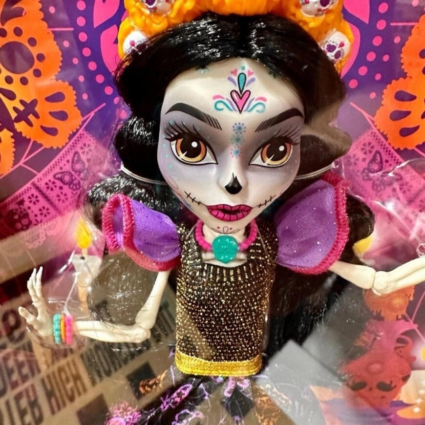 Monster High Howliday Skelita Calaveras Dia de Muertos 2023 года, фото взято из интернета