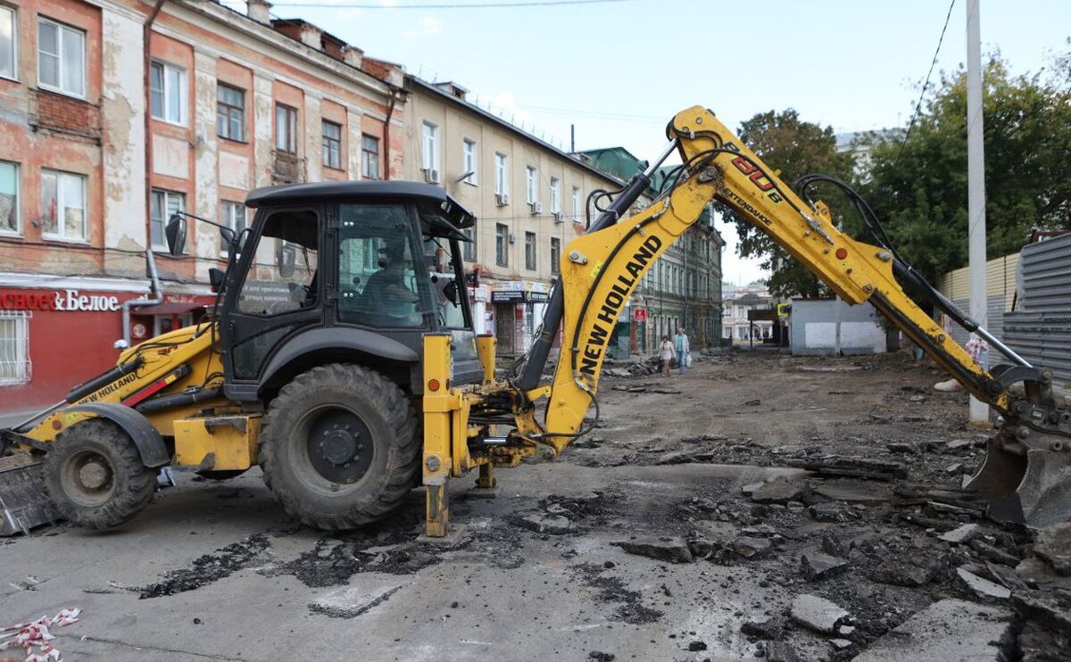 Начало пер. Ремонта дворов в 2023 года. Харьков повреждения.