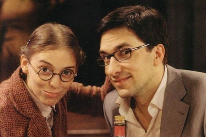 Нелли Уварова и Григорий Антипенко в сериале "Не родись красивой"