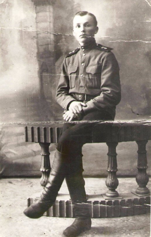 Молодой Георгий Шпагин, 1916 год